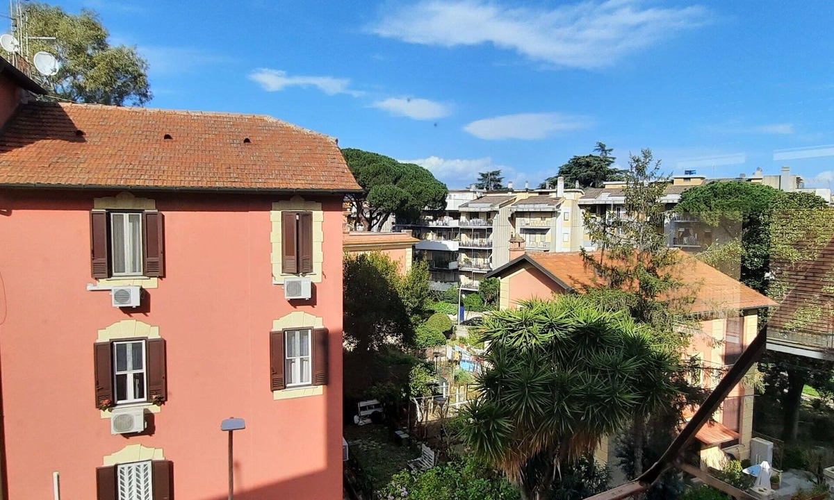 Monte Sacro Apartment | Nice apartment for 7 people with WIFI, TV, balcony and pets allowed