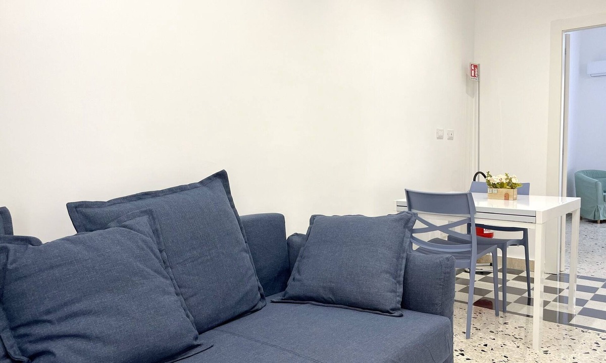 Corso dei Mille - Sant'Erasmo Apartment | Palermo Central Stay-Ficus 1 |Apartment with Terrace, Balcony and King Size Bed