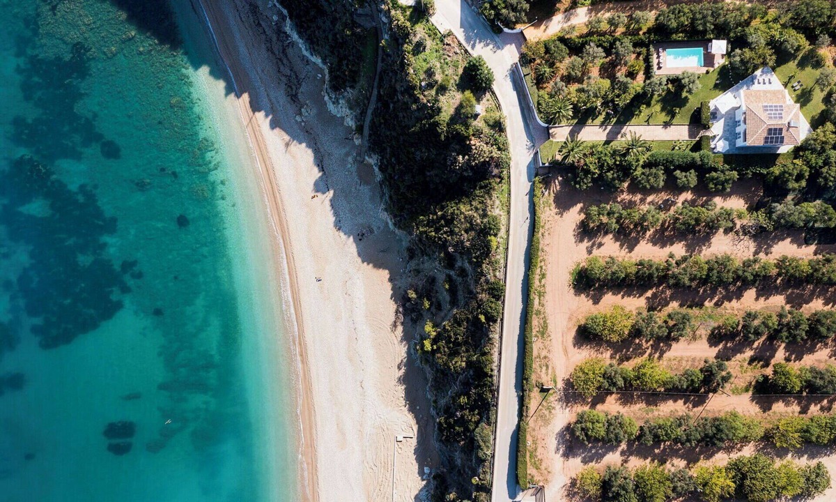 Scopello Villa | Panoramic villa with pool in front of the beach