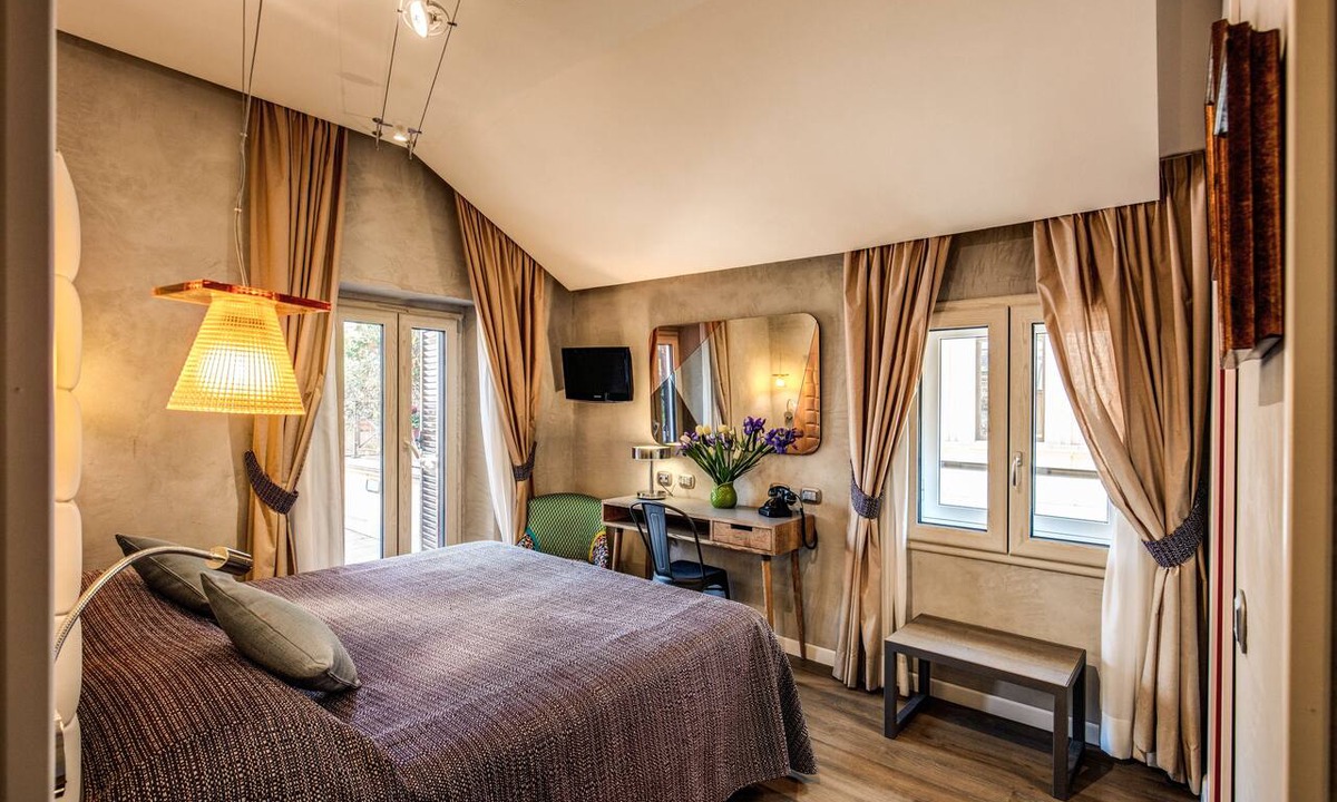Rione III Colonna Hotel | Parlamento Boutique Hotel