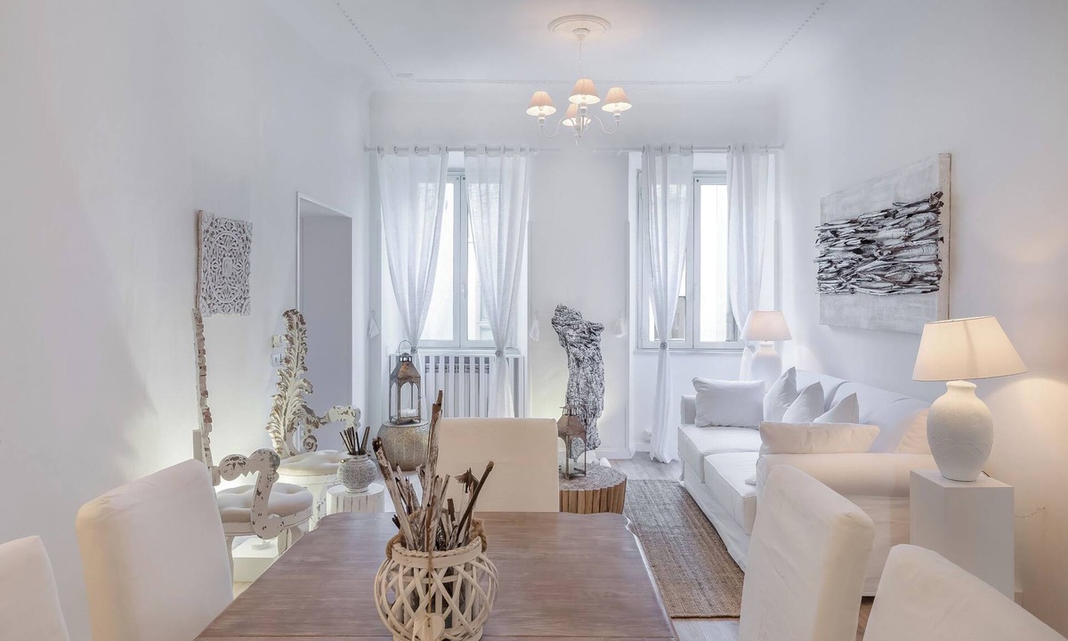 Rione III Colonna Apartment | PIAZZA DI SPAGNA HISTORIC FLAT