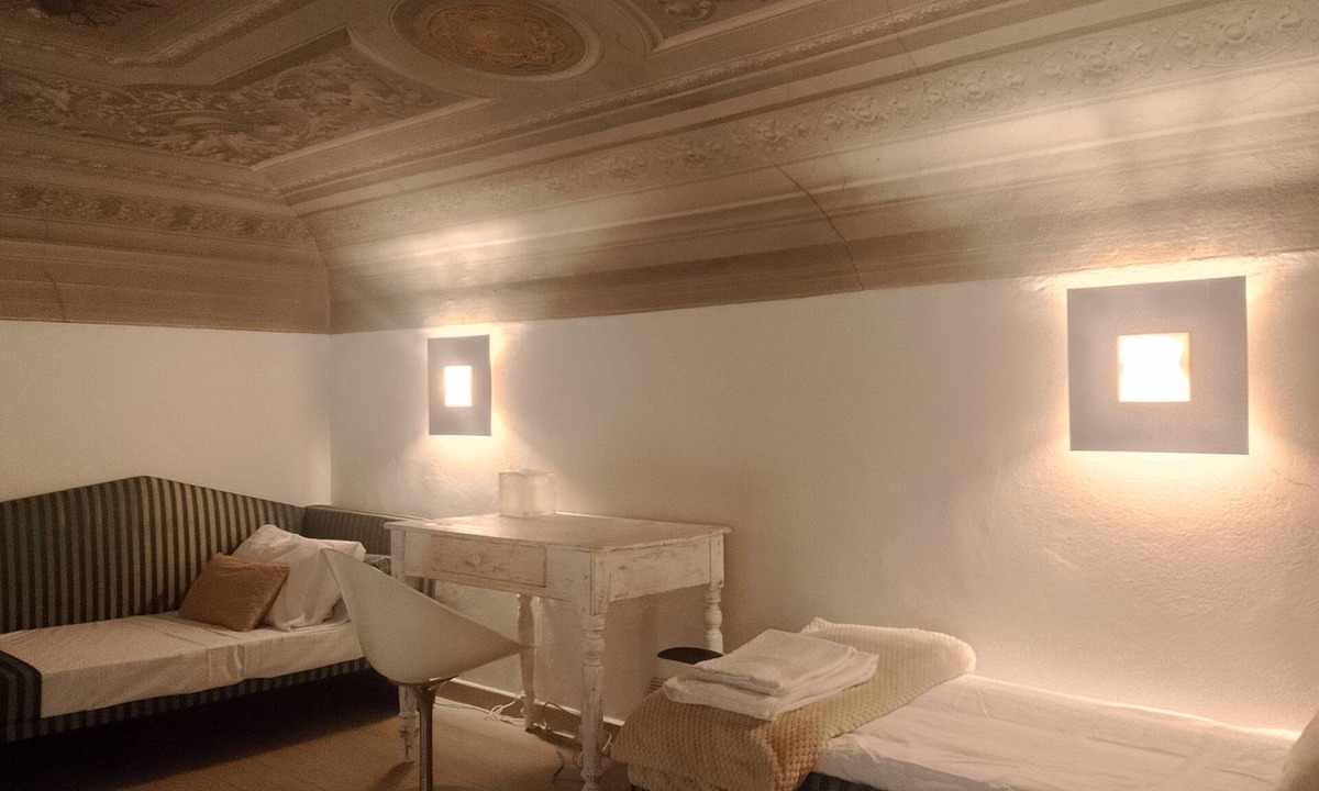 Santa Croce Apartment | Piazza santa croce, uffizzi, luxury apartment in historic building