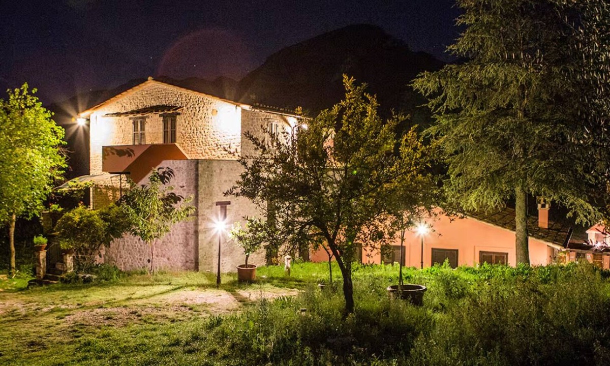 Precetto House | Private Umbrian Retreat with Pool near Marmore Falls Sleeps 11