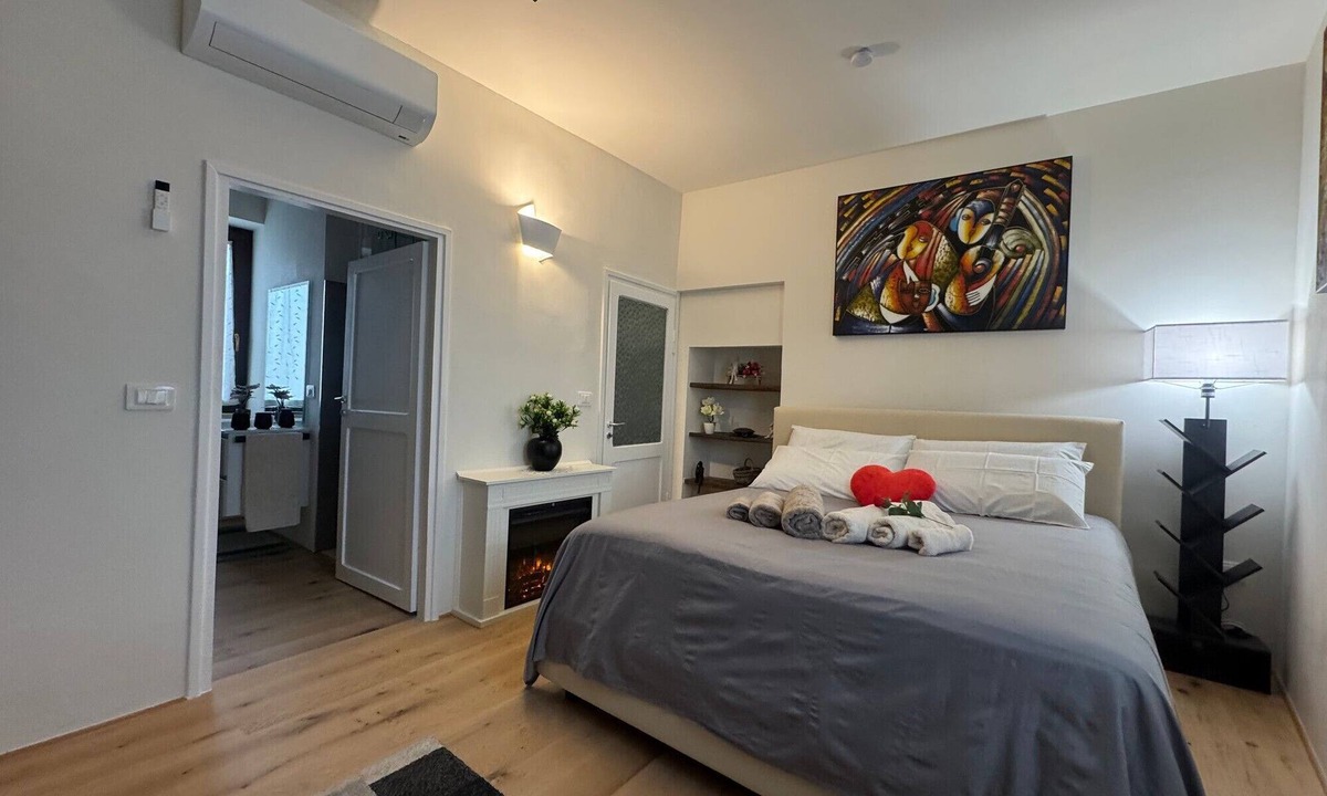 Lubriano Apartment | Quintessenza Lubriano Apartment with Sauna, Balcony, Wi-Fi & Air Conditioning