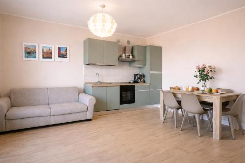 Marghera Apartment | Residenza Canaletto Private Free Parking Venice 15'
