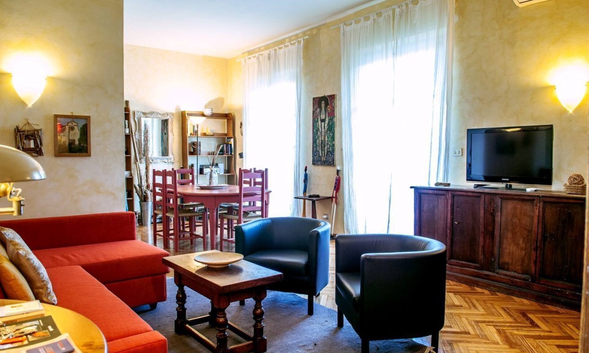 San Giovanni Apartment | Santo Stefano Penthouse: at Ponte Vecchio for 4 people with 2 terraces