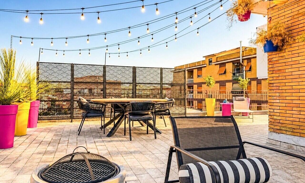 Zona XVI Torrenova Apartment | Secret Rooftop Suite – Tor Vergata Metro C