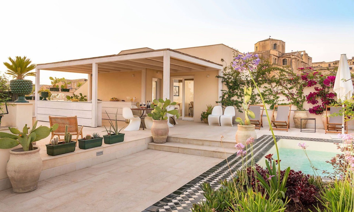 Noto Historic Centre Apartment | Sibilla with terrace and pool - My Rental Homes