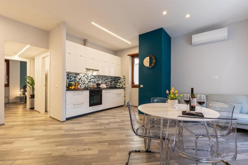 Rione VII Regola Apartment | Spacious 2BR Apartment Trastevere & Campo dei Fiori