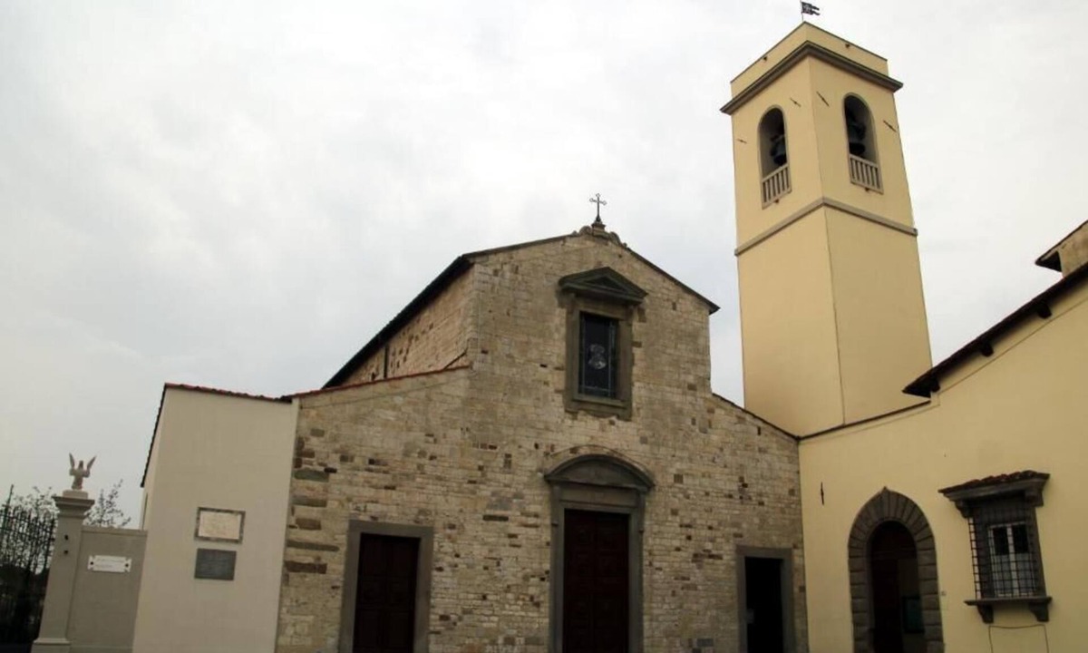 San Piero a Sieve Apartment | Spacious rooms overlook garden or quiet street in the heart of mugello