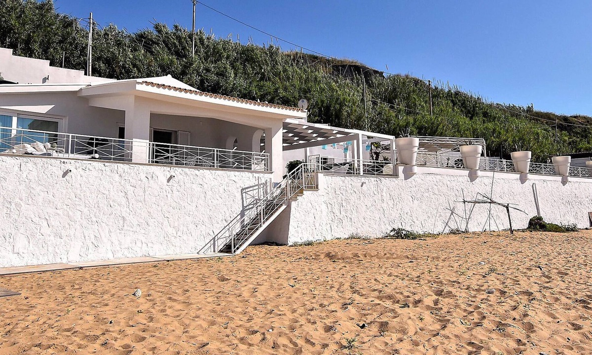 Trappeto House | Stunning home in Trappeto with WiFi