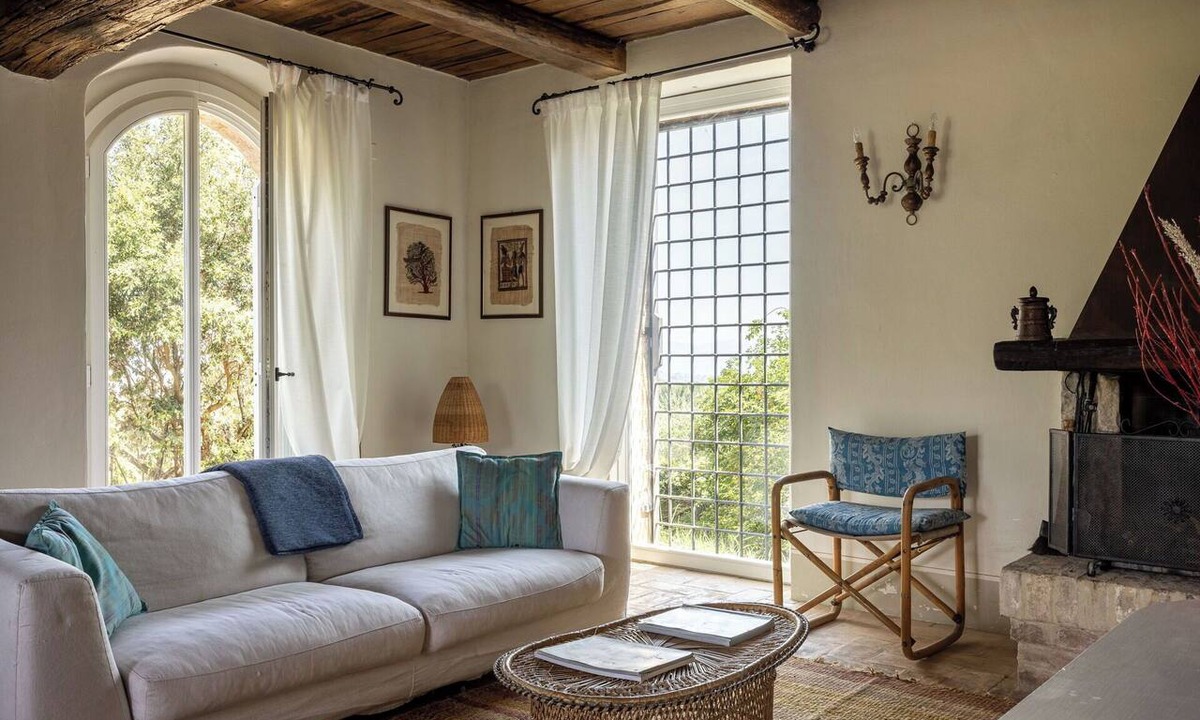 Bovara House | Stunning villa with WIFI, TV, patio, pets allowed and panoramic view, close to Spoleto