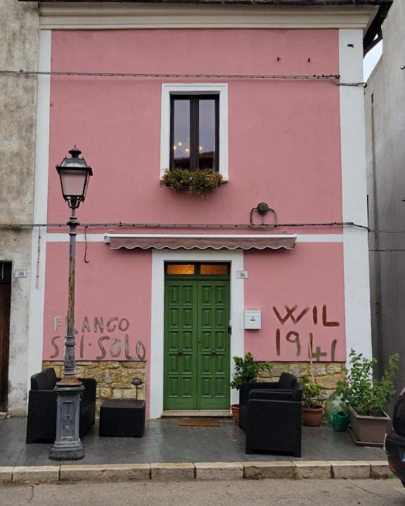 Tavenna House | Tavenna Stone 'Casa Rosa'- Sea and Mountain View Tranquil Molise