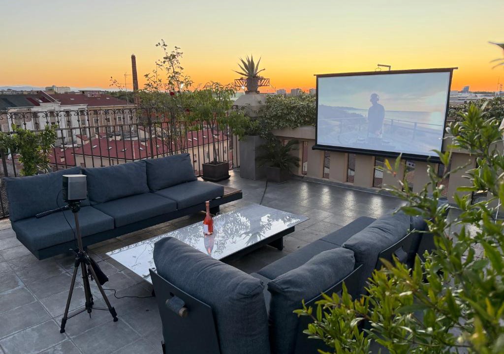 Old Town Apartment | Terrazza Bonasi - Relax & Cinema Privato in Centro Storico