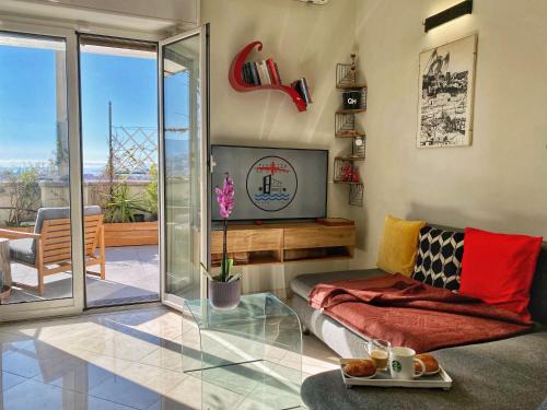 San Teodoro Apartment | Terrazza su Genova - 300sqm Rooftop Penthouse w Sea & City Views - Close to Aquarium