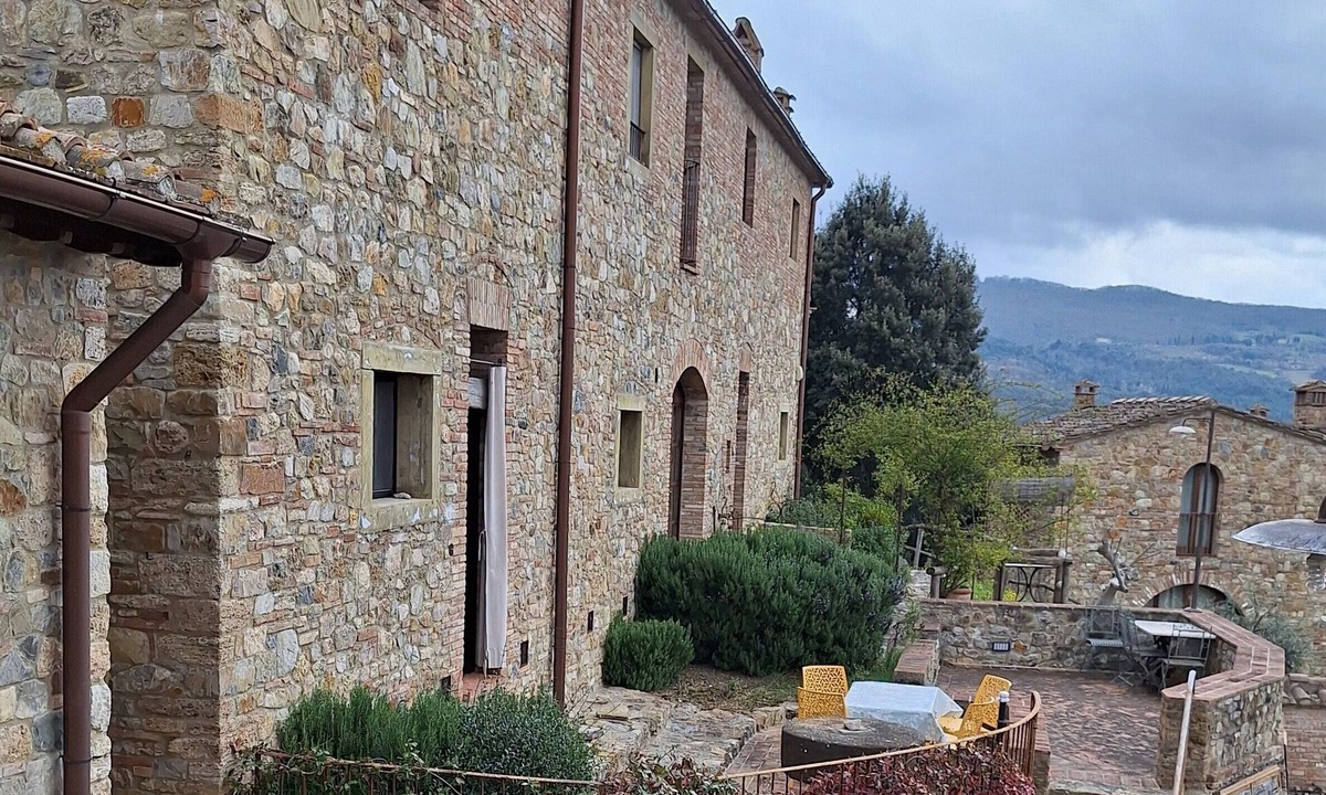 Gambassi Terme Apartment | Two-bedroom apartment with beautiful views of the Tuscan countryside
