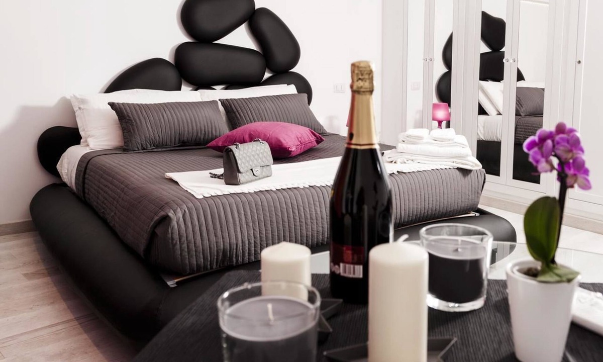 Rione XVI Ludovisi House | Two Chic Guesthouse