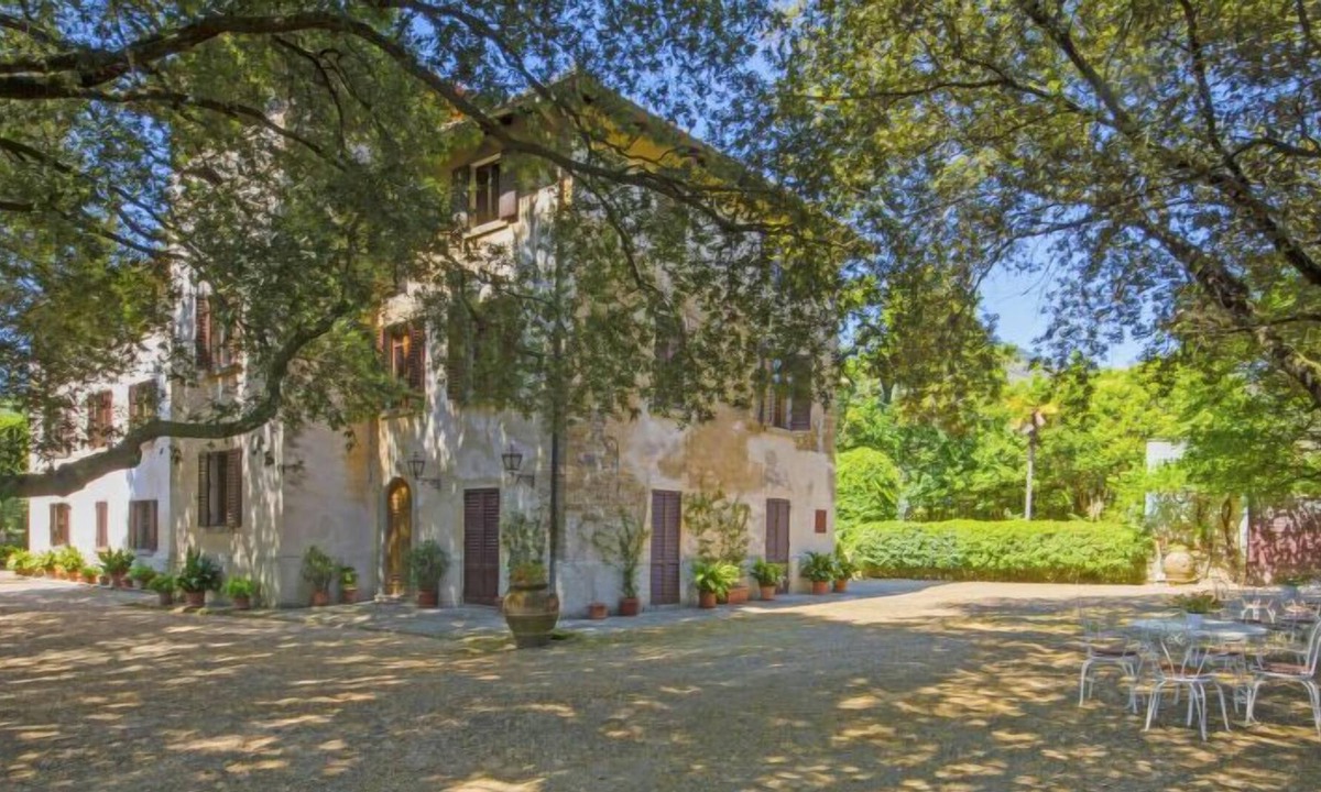 Le Piazze House | Vacation home Cozzano in Castiglion Fiorentino - 9 persons, 5 bedrooms
