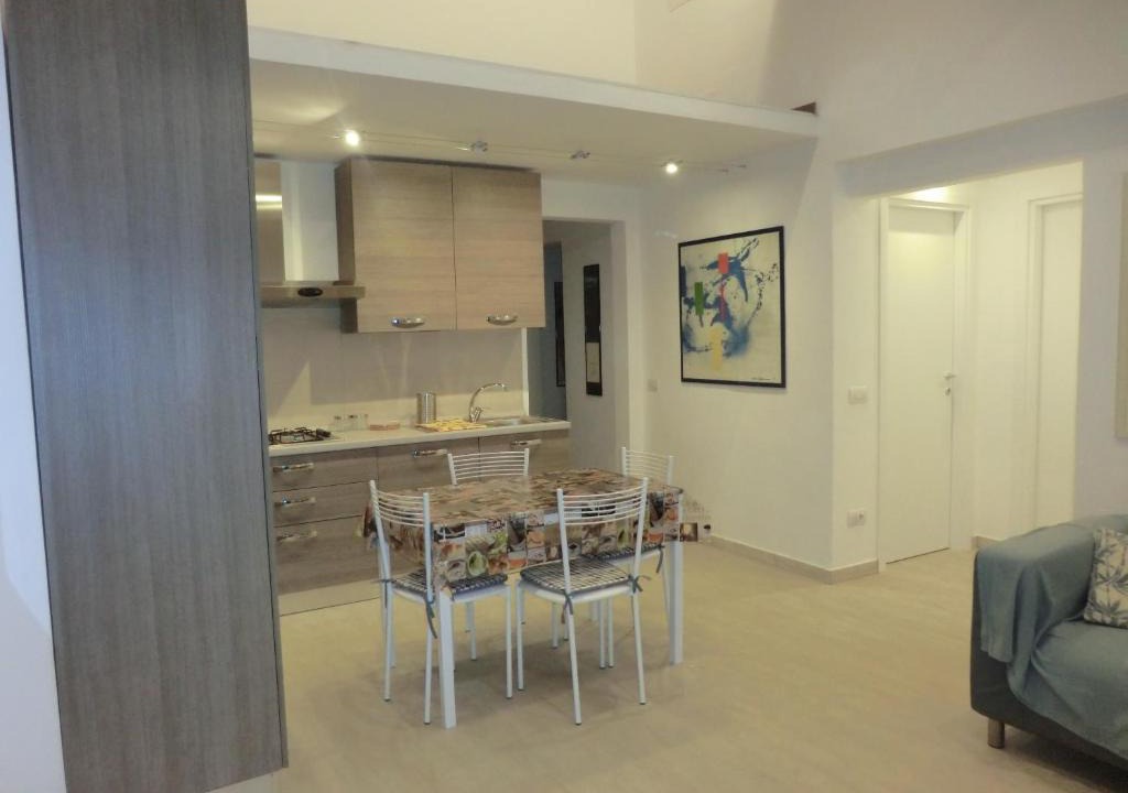 Santa Croce Apartment | vasco pratolini home