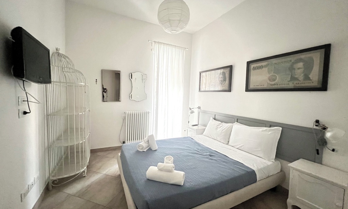 Quartiere XIII Aurelio Apartment | Vatican cozy apartment - two bedrooms, two bathrooms, living room/kitchenette