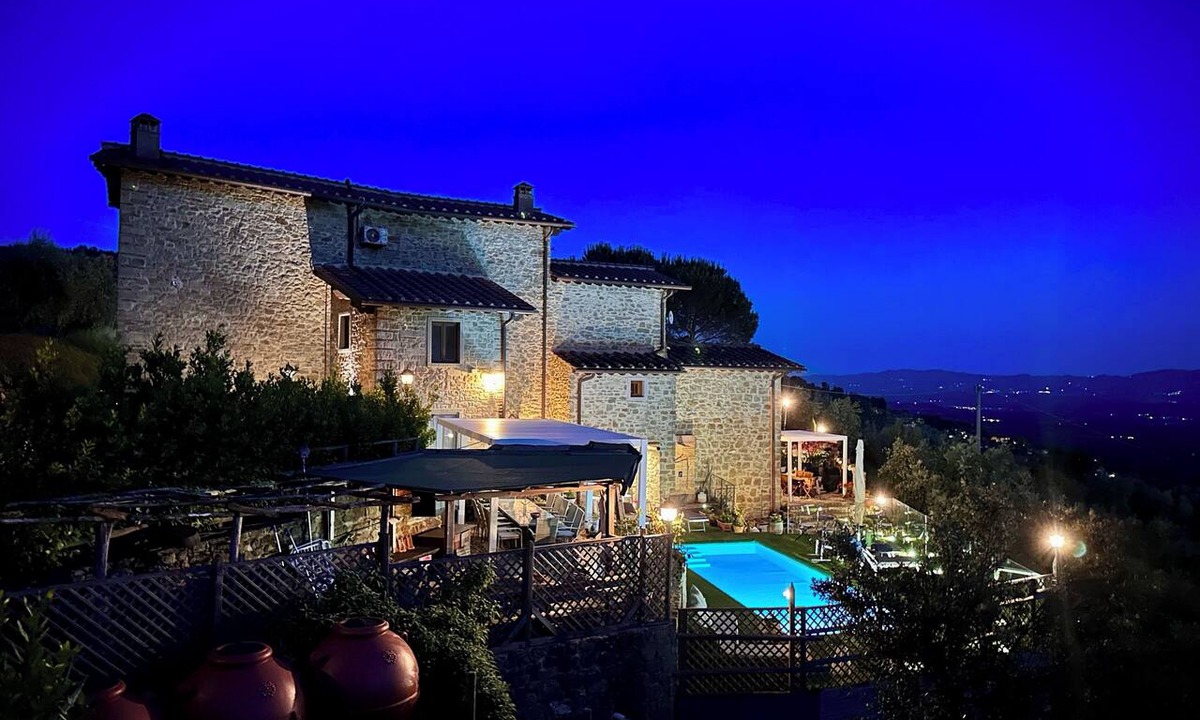 Bivio Pozzo Villa | Villa Borgo Soale in Tuscany—Reggello. Private pool and Wi-Fi