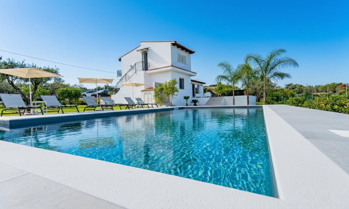 Melilli Villa | Villa Della Serenità - Melilli