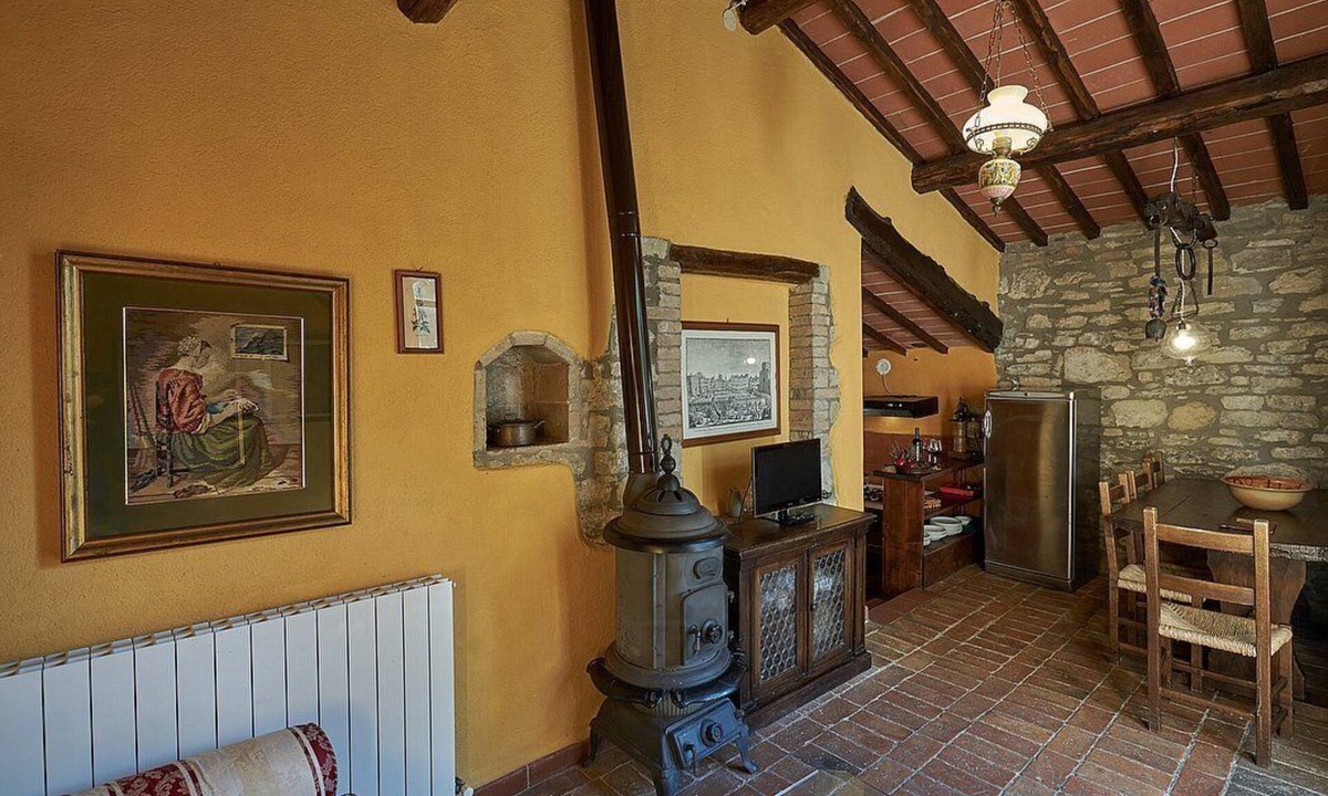 Gaiole in Chianti House | Villa Fauno F: A welcoming cottage located in a small hamlet at the foot of a castle, with Free WI-FI.
