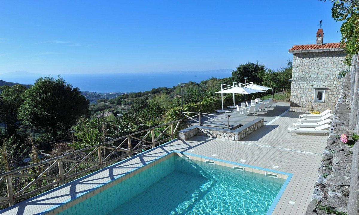 Sorrento Villa | VILLA SORRENTINA - LUXURY HOLIDAY VILLA - SORRENTO HILL - SORRENTO