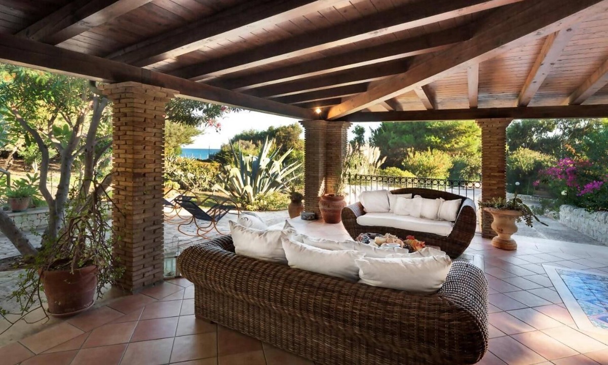 Caucana-finaiti-casuzze-finaiti Nord House | villa vigata in kaucana beach in front of the sea