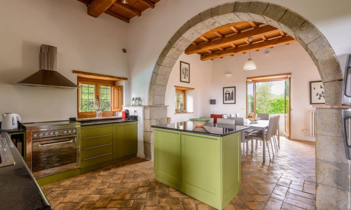 Grotte di Castro Villa | Villa Volsini - Four Bedroom Villa, Sleeps 8
