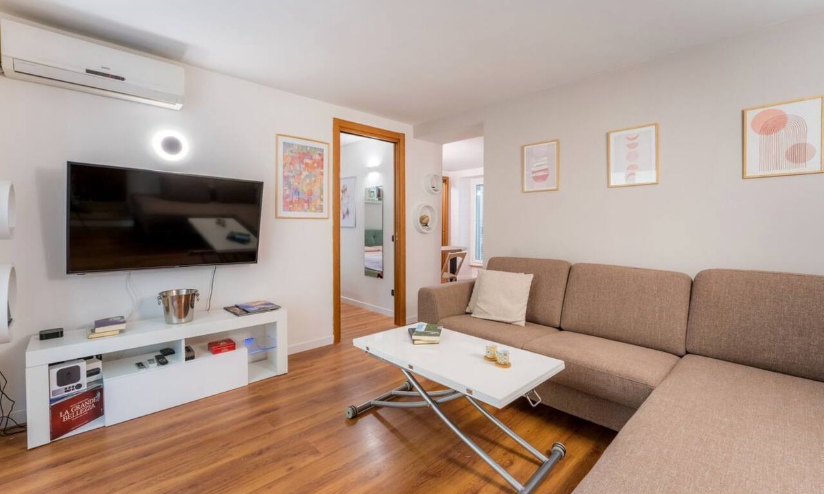 Rione XVIII Castro Pretorio Apartment | Villafranca Loft , Modern Studio Nearby the Station