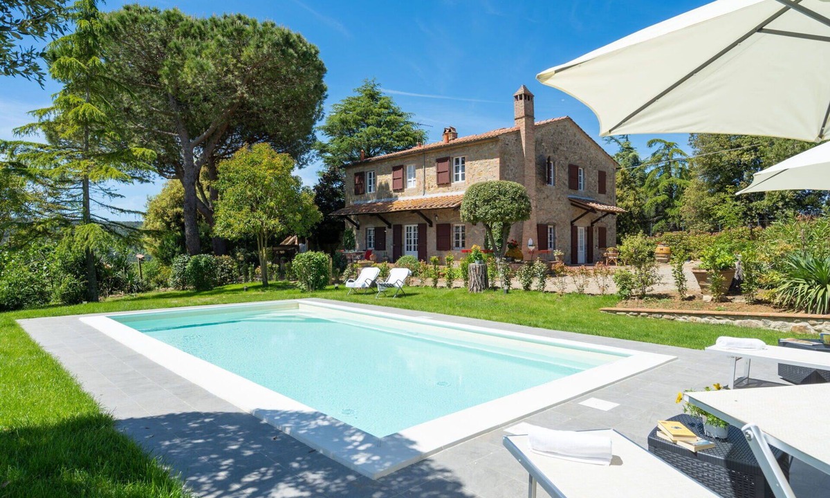 Gambassi Terme Villa | Wonderful private villa with private pool, WIFI, A/C, TV and panoramic view, close to San Gimign.