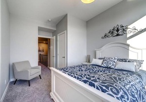 Three-Bedroom House with Balcony #33 Sunalta Downtown in Calgary