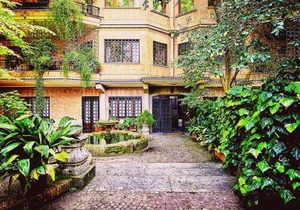 Vatican House Apartment