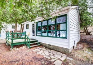 Waterfront Adults Only Private Cabin Sleep 4 in Mar