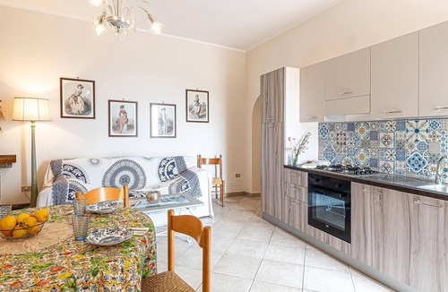 Laureana Cilento Apartment | 2 bedroom gorgeous apartment in Laureana Cilento