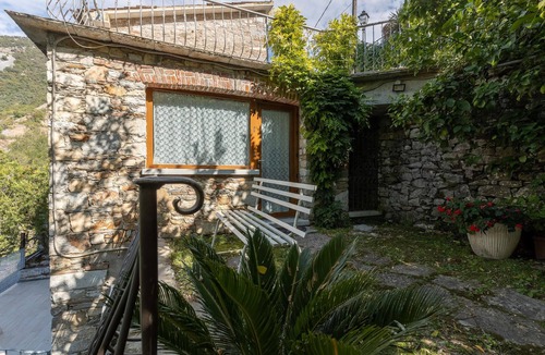 Pietrasanta House | 2 bedroom gorgeous home in Pietrasanta -LU-