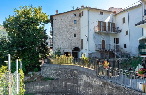 Caramanico Terme Apartment | 3 bedroom amazing apartment in Caramanico Terme