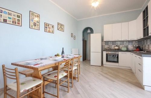 Castellammare di Stabia House | 4 bedroom beach front home in C.mmare di Stabia -NA-