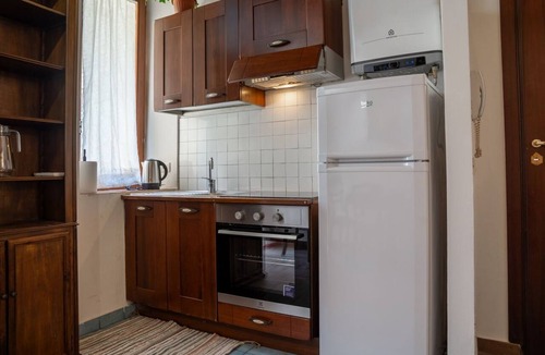 Ravenna Apartment | A comfortable 34 square-meter studio apartment that sleeps up to three people, located on the ground floor of a renovated building.The property enjoys a strategic location just steps from Ravenna's historic center, in a quiet residential area well-served