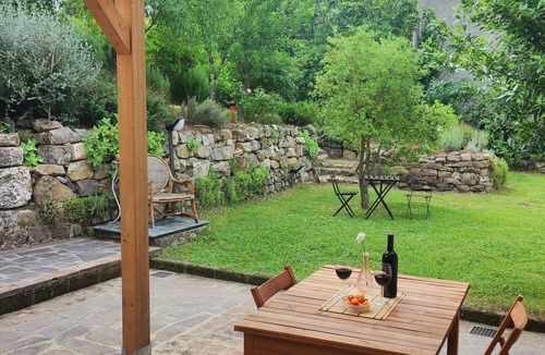 Civitella Paganico House | A cozy nest for a pair