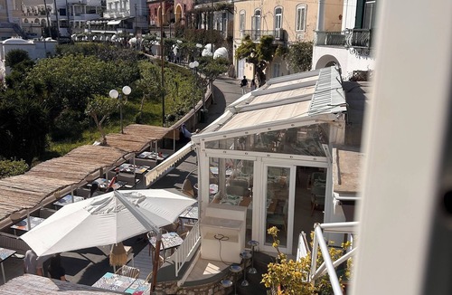 Capri Apartment | A lovely apartment on the most elegant street of the Blue Island.