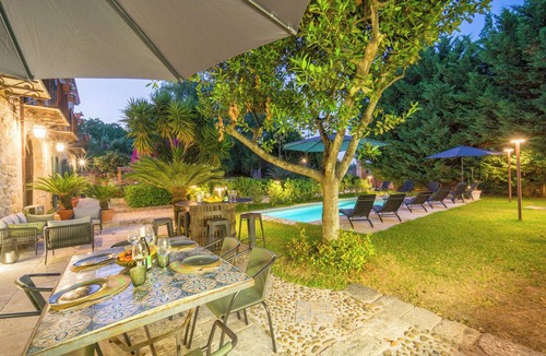 Calatafimi Villa | A prestigious historic estate with a pool, in Segesta, near the beach in Alcamo