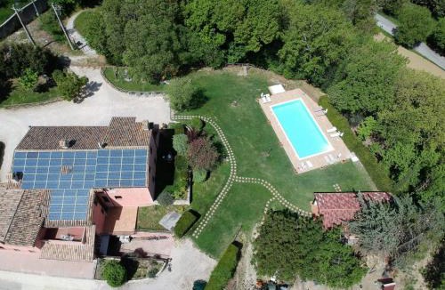 Castel Ritaldi House | AGRITURISMO La Tenuta Dei Ricordi