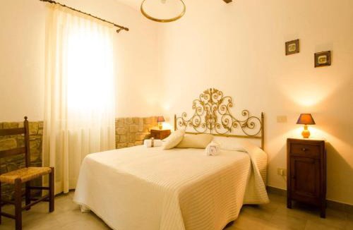 Pelago House | Agriturismo Poggio di Montepescoli - Il Noce