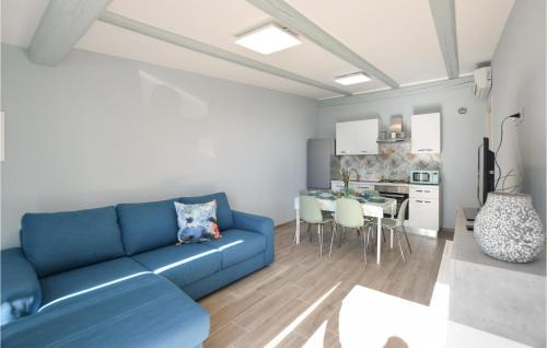 Pozzallo House | Amazing Home In Pozzallo Rg