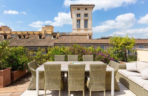 Rome City Centre Apartment | Amazing Penthouse Piazza Venezia