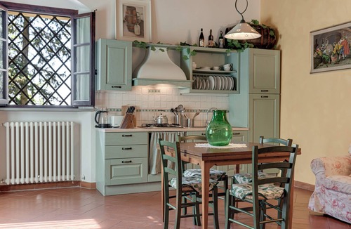 Montespertoli Apartment | Amazing rustic one bedroom apartament