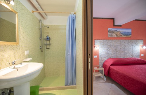 Macari Apartment | Amy's House - Apartment overlooking the Gulf of Macari