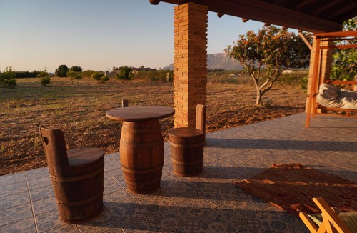 Partinico House | Ancient cottage nestled in the heart of the Sicilian countryside just a few steps from the sea
